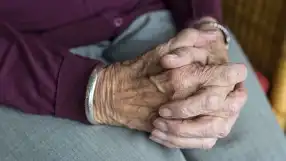 İnsan Vücudu 40'lı ve 60'lı Yaşlarda Hızlı Yaşlanıyor